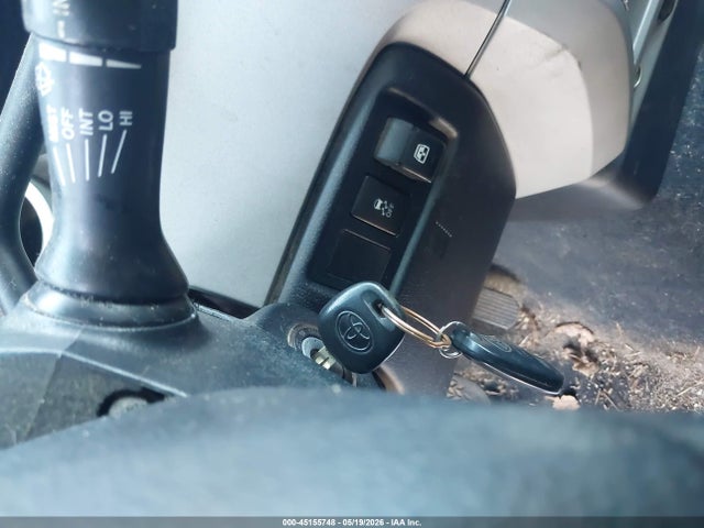 Toyota Tundra Base 4.7l V8