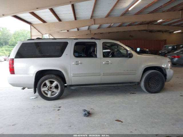Chevrolet Suburban 1500 Lt