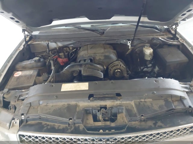 Chevrolet Suburban 1500 Lt
