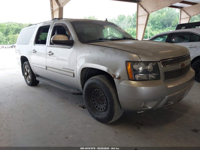 Salvage Chevrolet Suburban 1500 Image