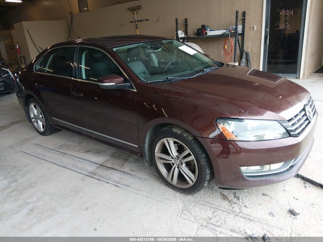 Salvage Volkswagen Passat Image