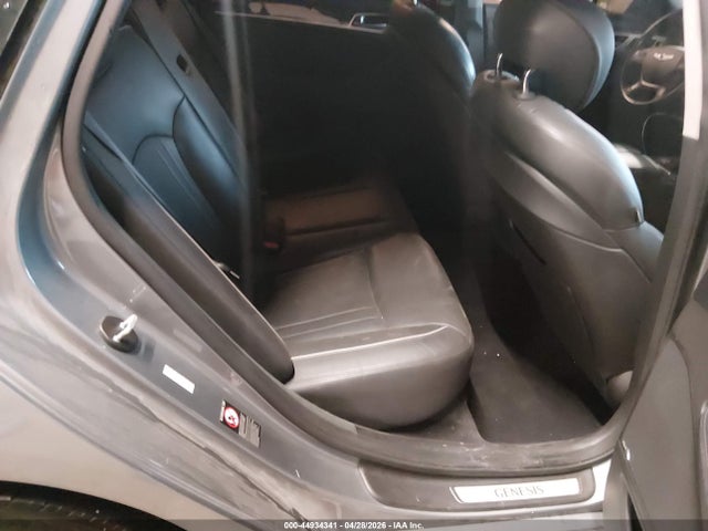 Hyundai Genesis 3.8