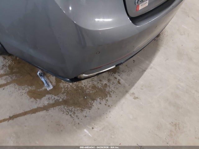 Hyundai Genesis 3.8