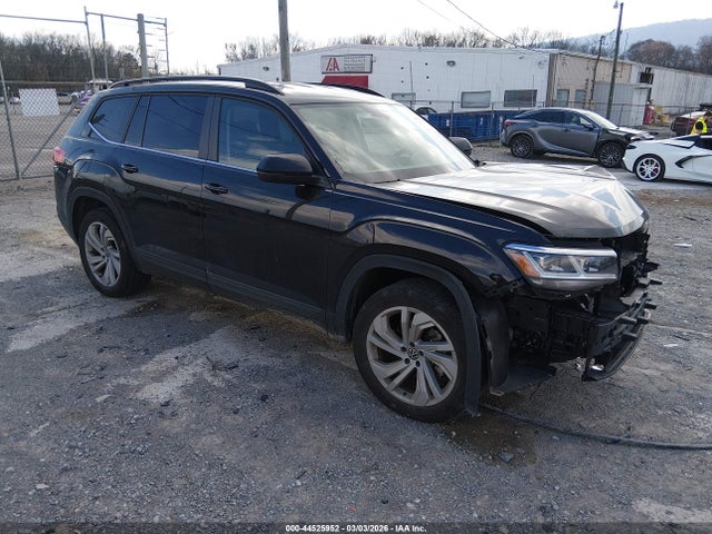 Salvage Volkswagen Atlas Image