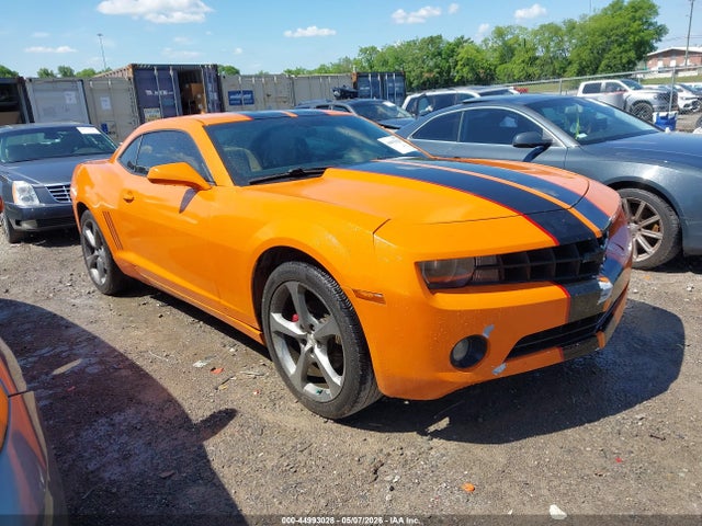 Salvage Chevrolet Camaro Image