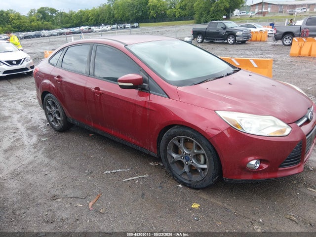 Salvage Ford Focus Image