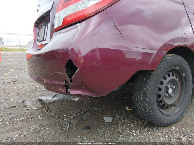 Mitsubishi Mirage Es