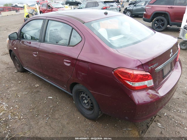 Mitsubishi Mirage Es