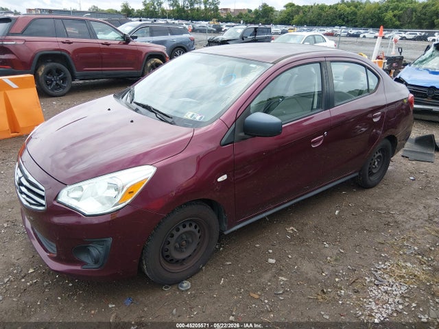 Mitsubishi Mirage Es