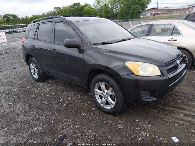 Salvage Toyota RAV4 Image