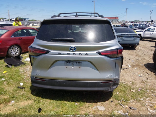 Toyota Sienna Xle