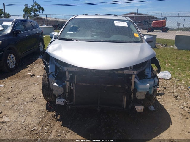 Toyota Sienna Xle