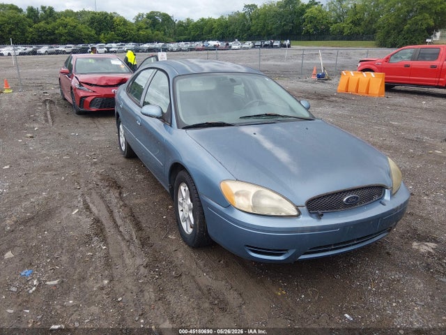 Salvage Ford Taurus Image