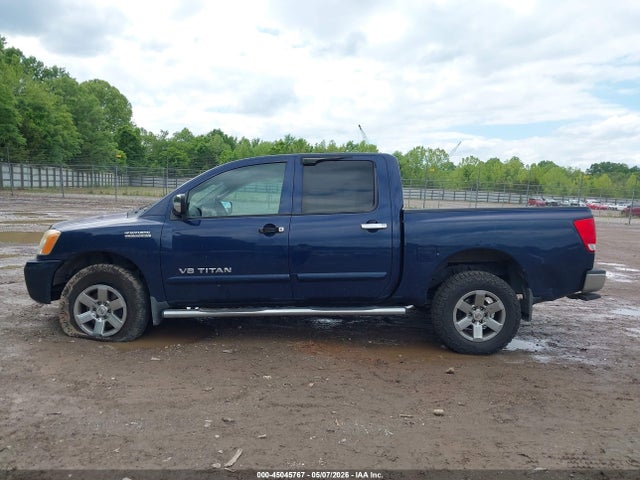 Nissan Titan Sv