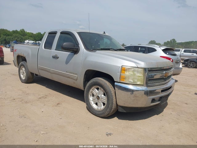 Salvage Chevrolet Silverado 1500 Image