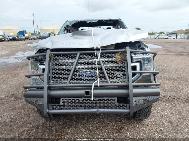 Ford F-250 Lariat
