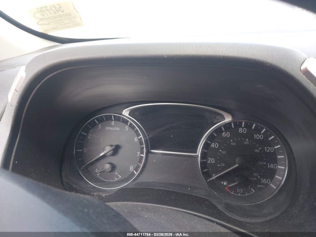Nissan Pathfinder S