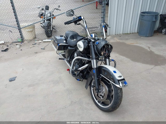 Salvage Harley-Davidson Flhpi Image