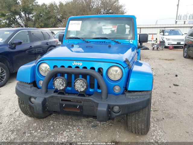 Jeep Wrangler Sahara