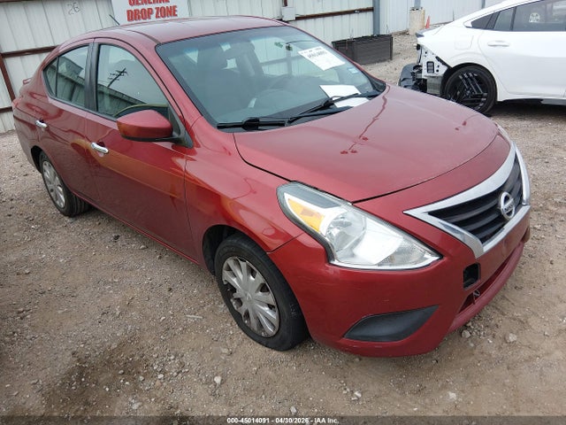 Salvage Nissan Versa Image