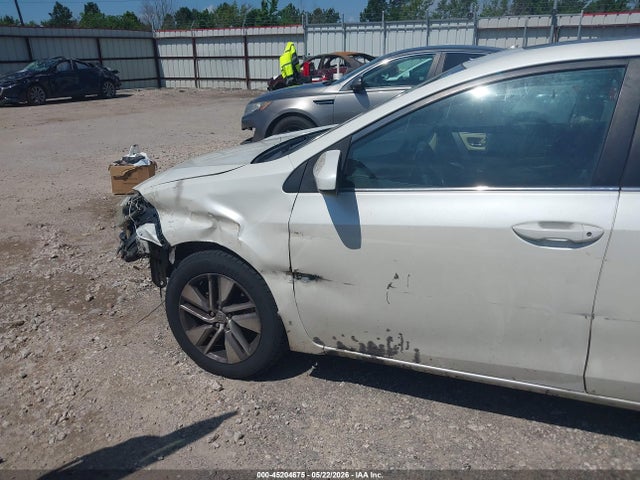 Toyota Corolla Le Eco Plus