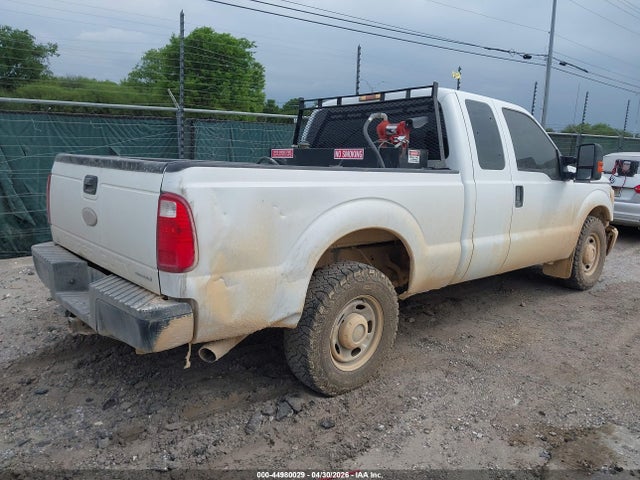 Ford F-250 Xl