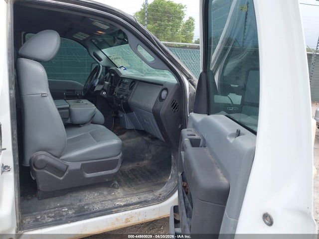 Ford F-250 Xl