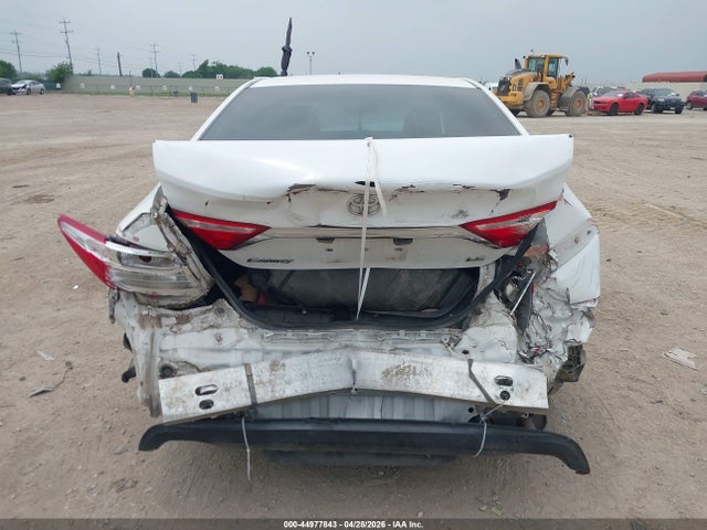 Toyota Camry Le