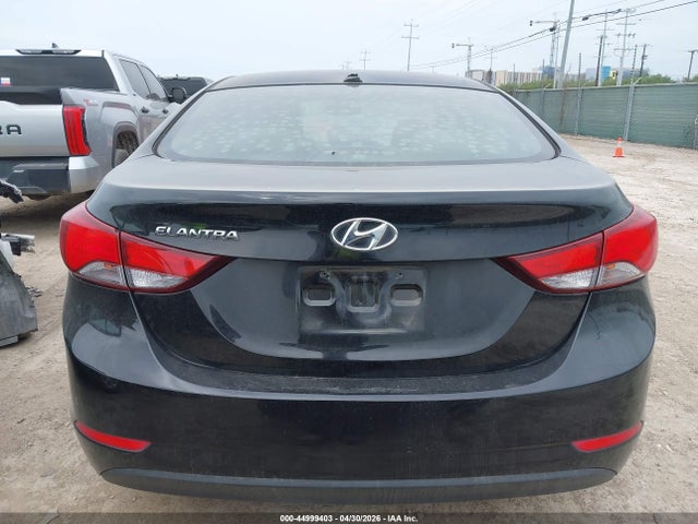 Hyundai ELANTRA Se