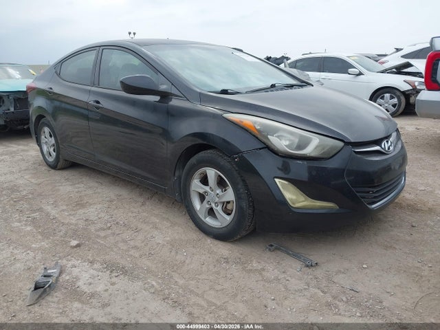 Salvage Hyundai ELANTRA Image