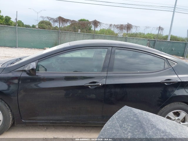 Hyundai ELANTRA Se