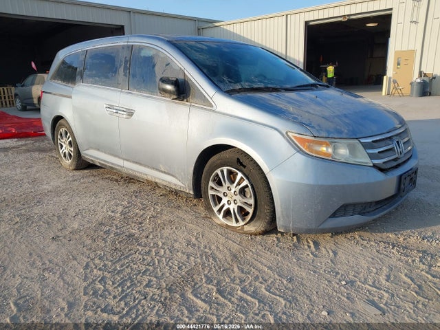 Salvage Honda Odyssey Image