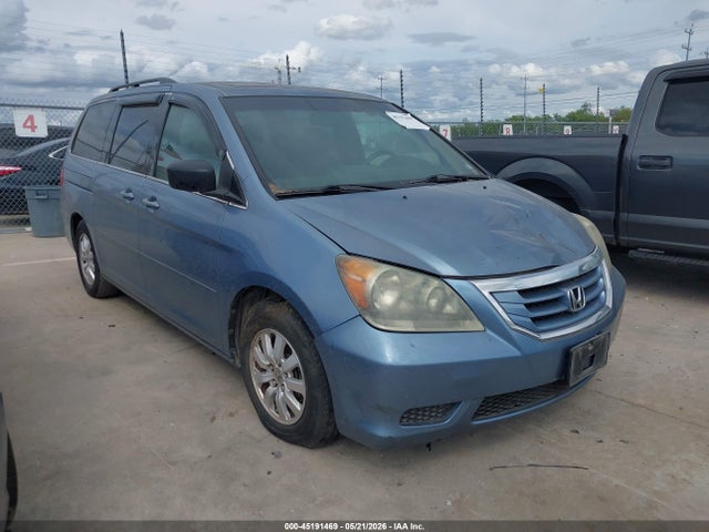 Salvage Honda Odyssey Image