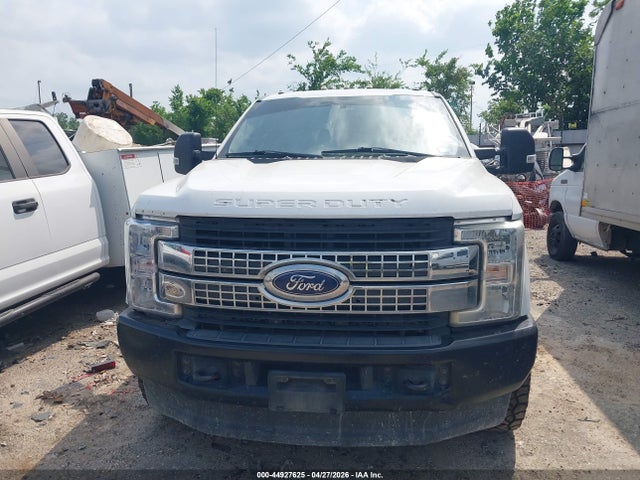 Ford F-350 Xl