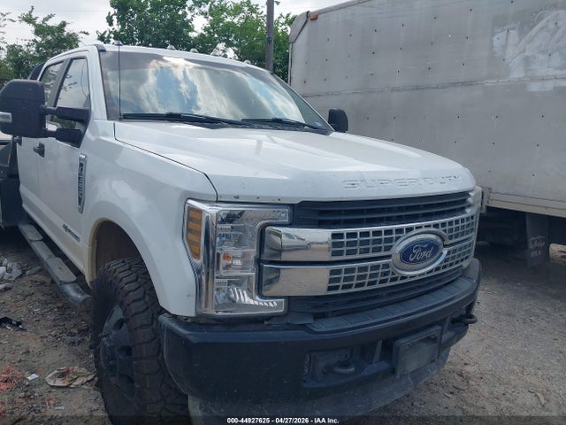 Ford F-350 Xl