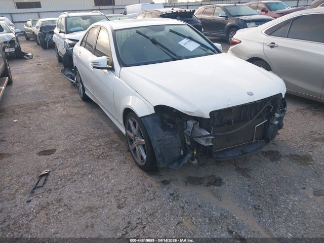 Salvage Mercedes-Benz C-Class Image