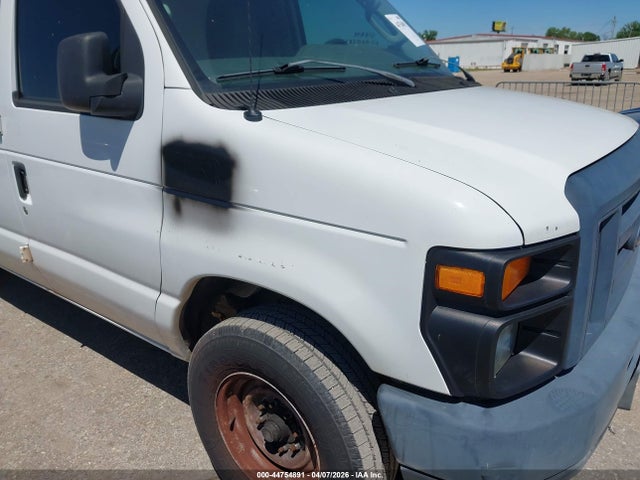 Ford E-250 Commercial