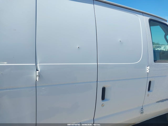 Ford E-250 Commercial