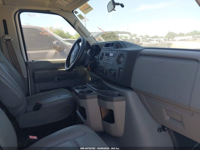 Ford E-250 Commercial