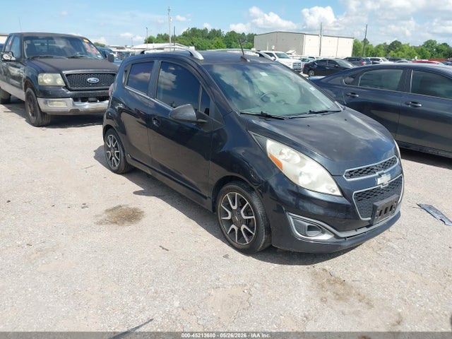 Salvage Chevrolet Spark Image