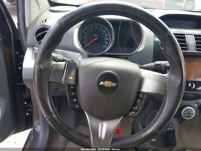 Chevrolet Spark 2lt Auto