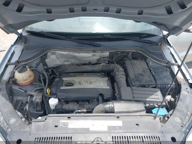 Volkswagen Tiguan S