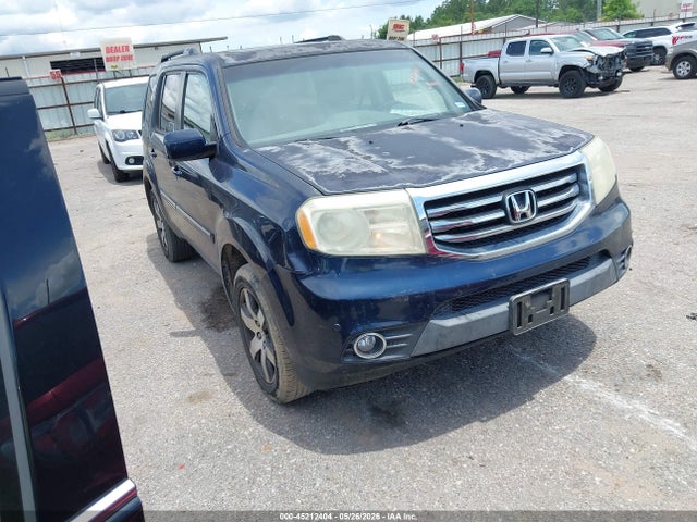 Salvage Honda Pilot Image