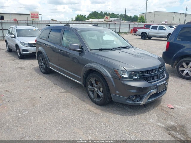 Salvage Dodge Journey Image