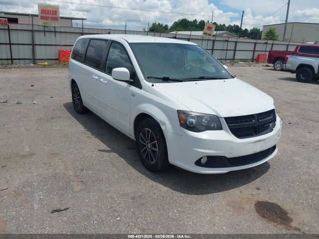 Salvage Dodge Grand Caravan Image