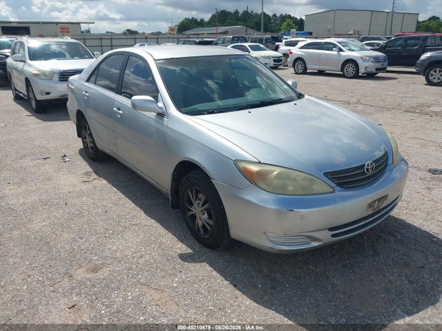 Salvage Toyota Camry Image