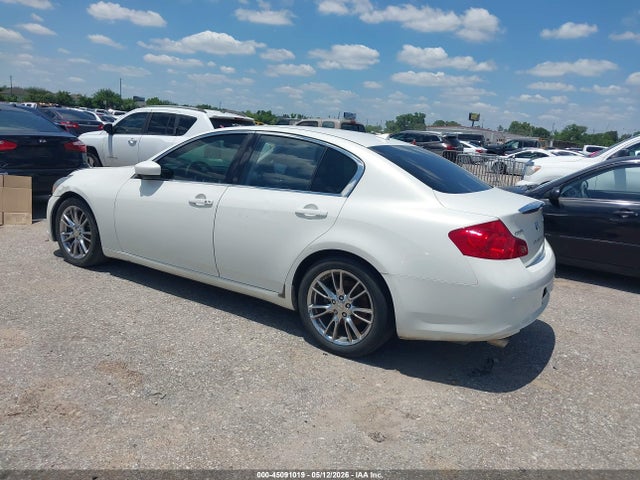 INFINITI G37 Journey