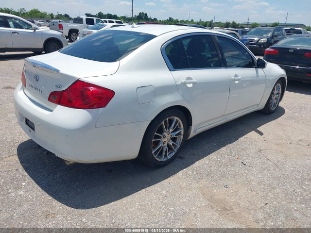 INFINITI G37 Journey