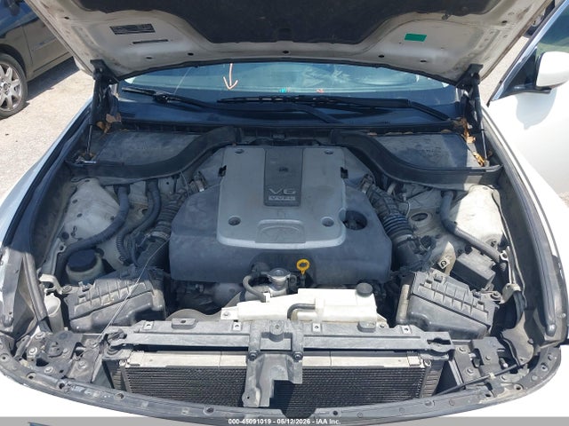INFINITI G37 Journey