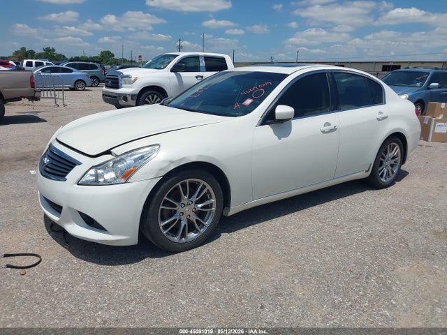INFINITI G37 Journey
